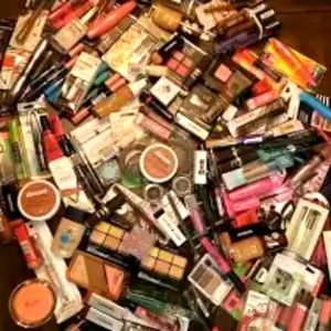 Makeup makeup makeup!!!